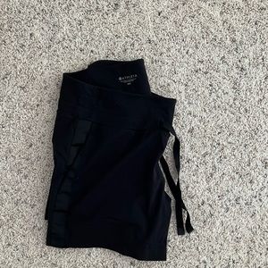 Athleta shorts size medium tall